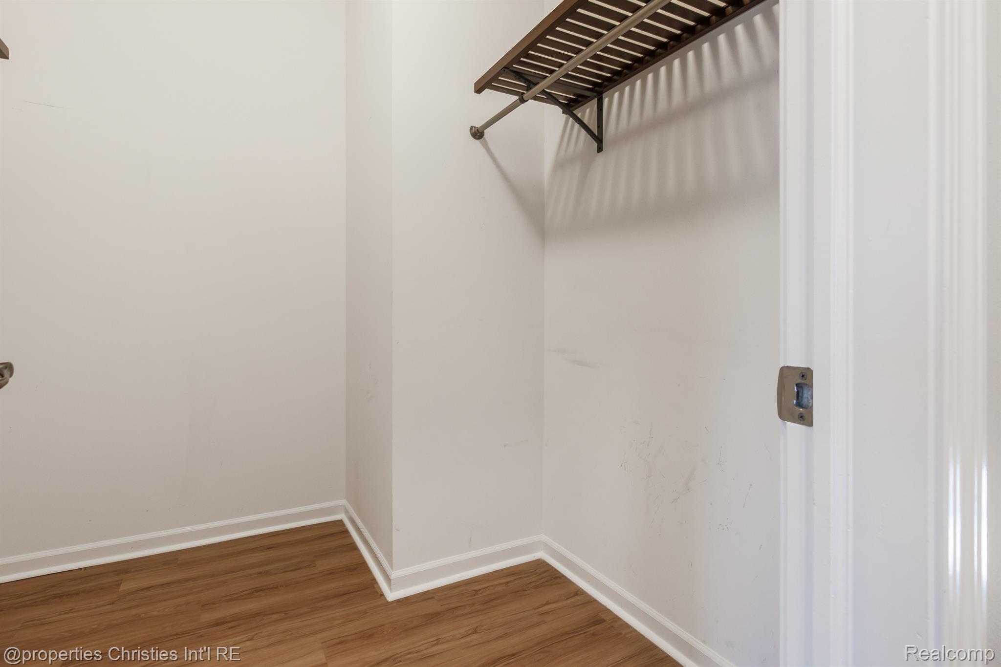 2554 WOODWARD Avenue