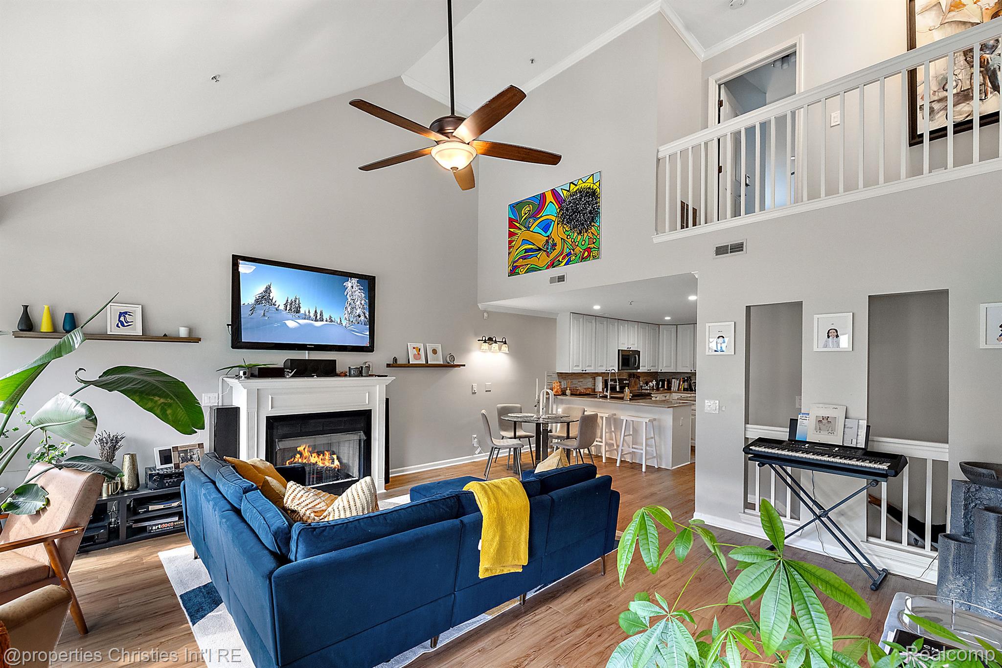 2554 WOODWARD Avenue