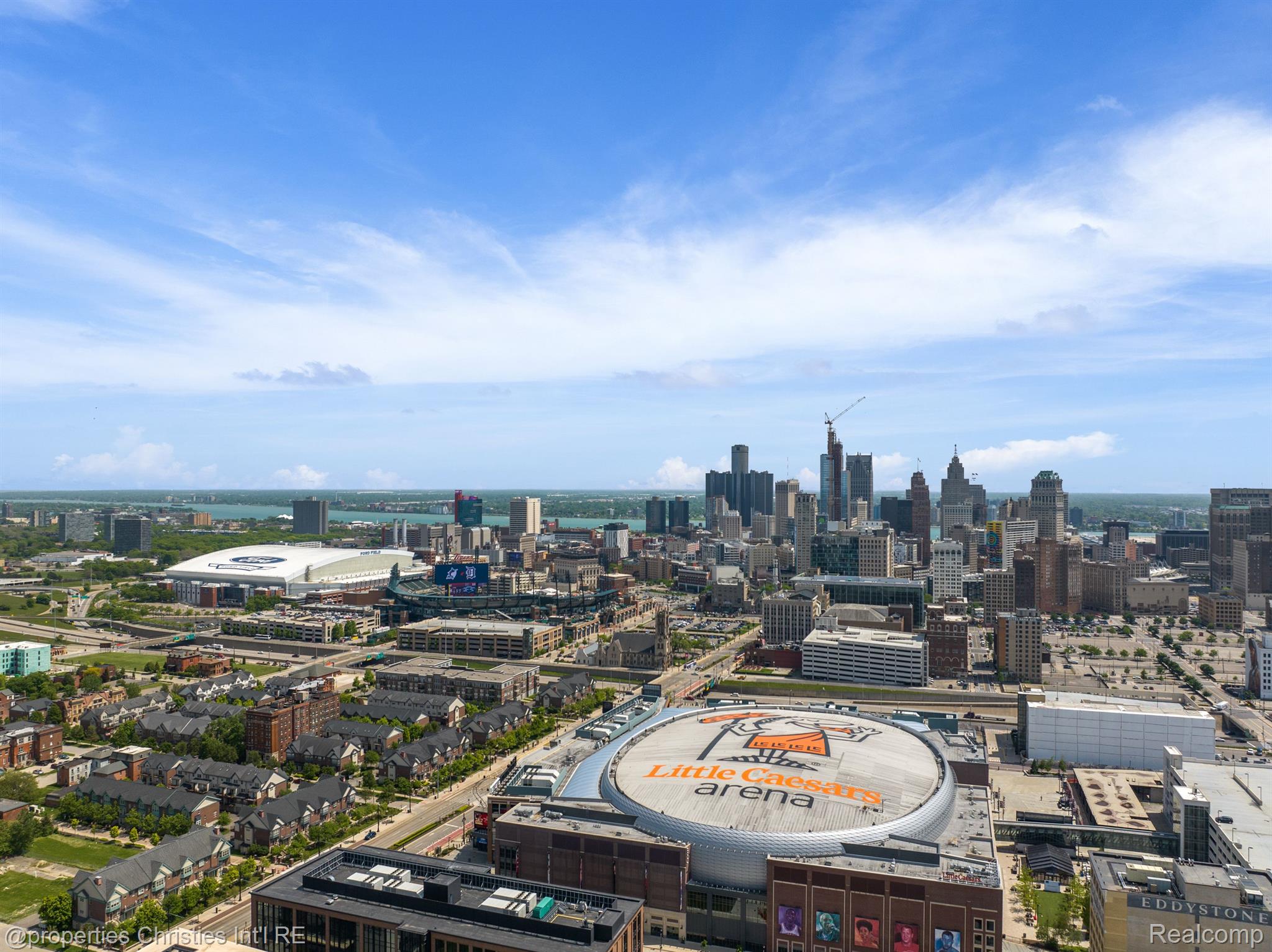 2554 WOODWARD Avenue