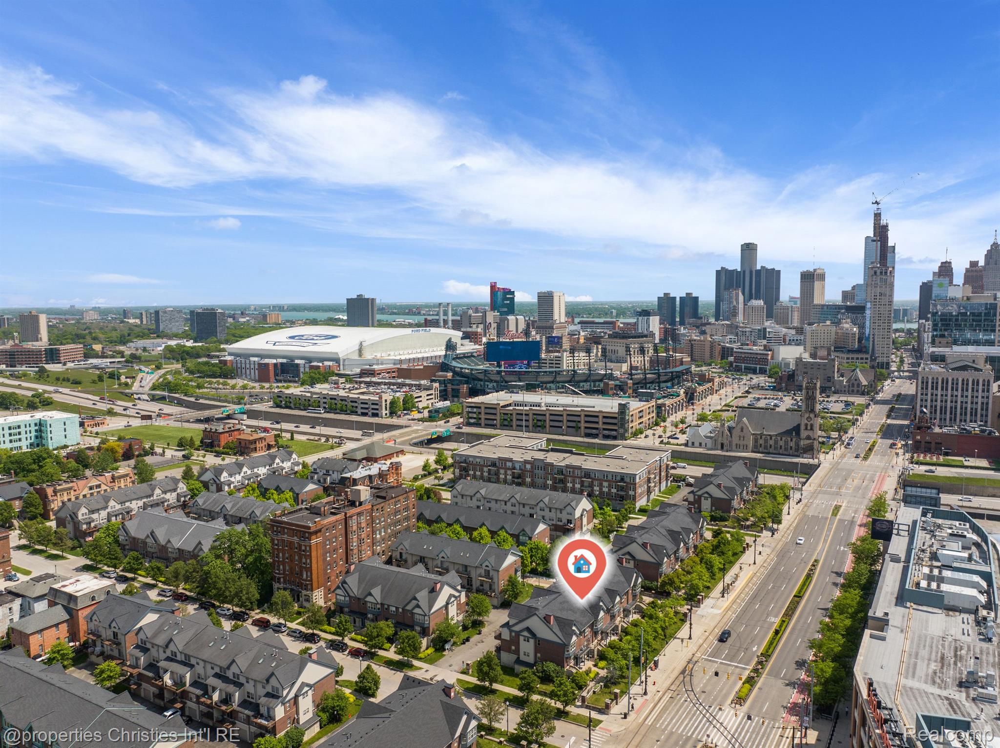 2554 WOODWARD Avenue