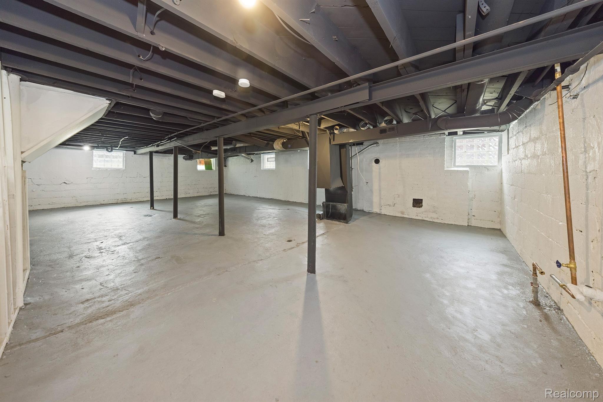 5519 NOTTINGHAM Road