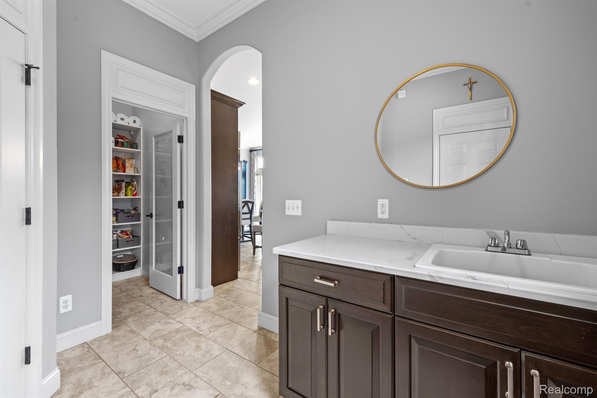 5750 Bradbury Run