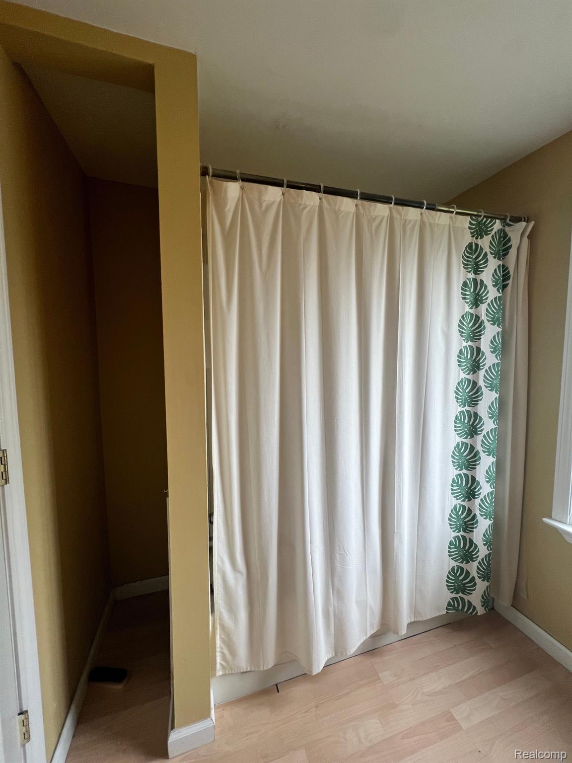 19727 SORRENTO Street