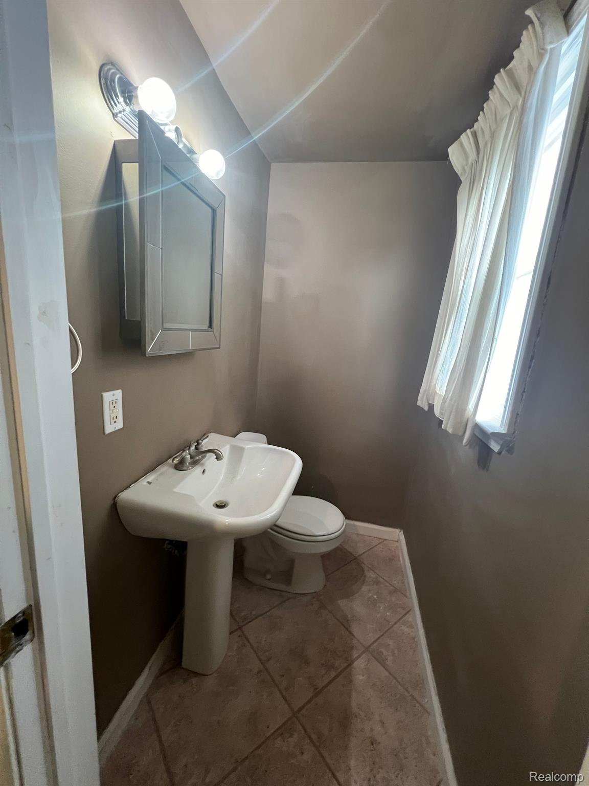 19727 SORRENTO Street