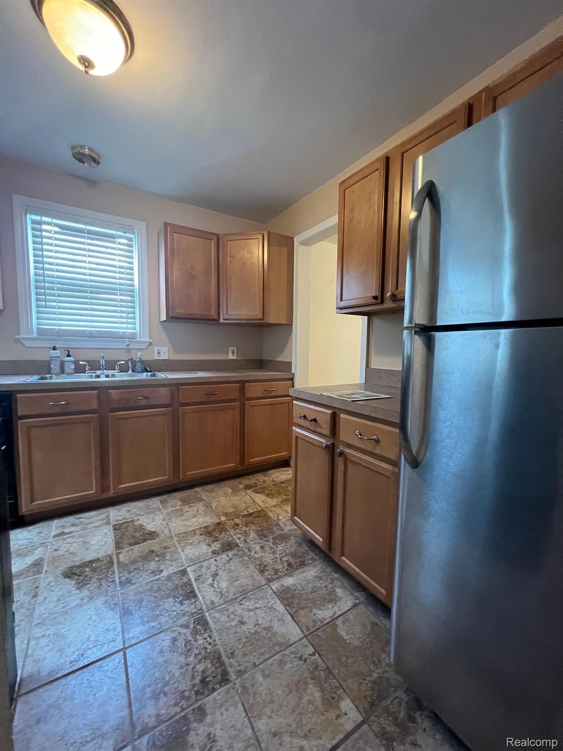 19727 SORRENTO Street