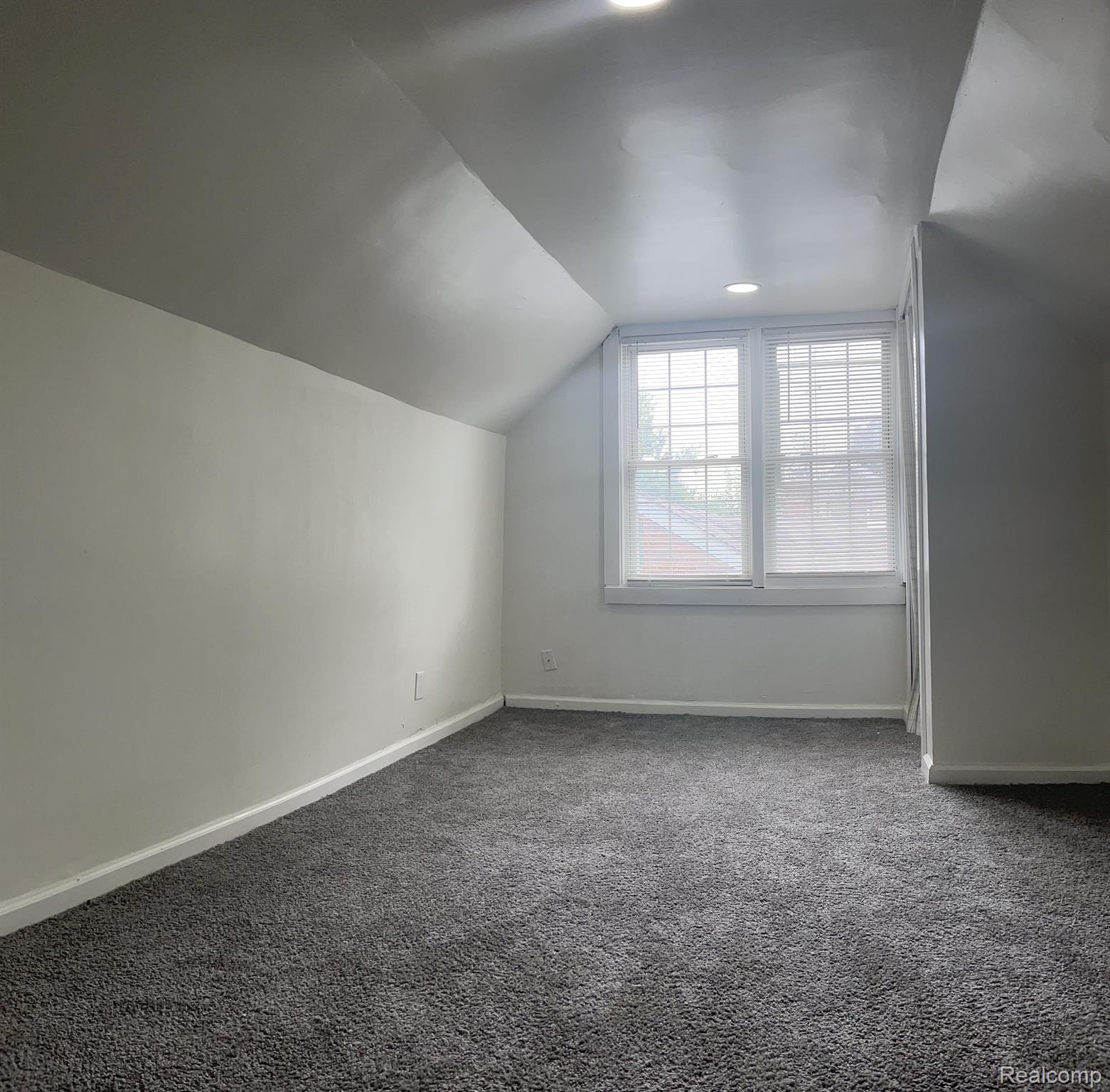 13409 HUBBELL Street