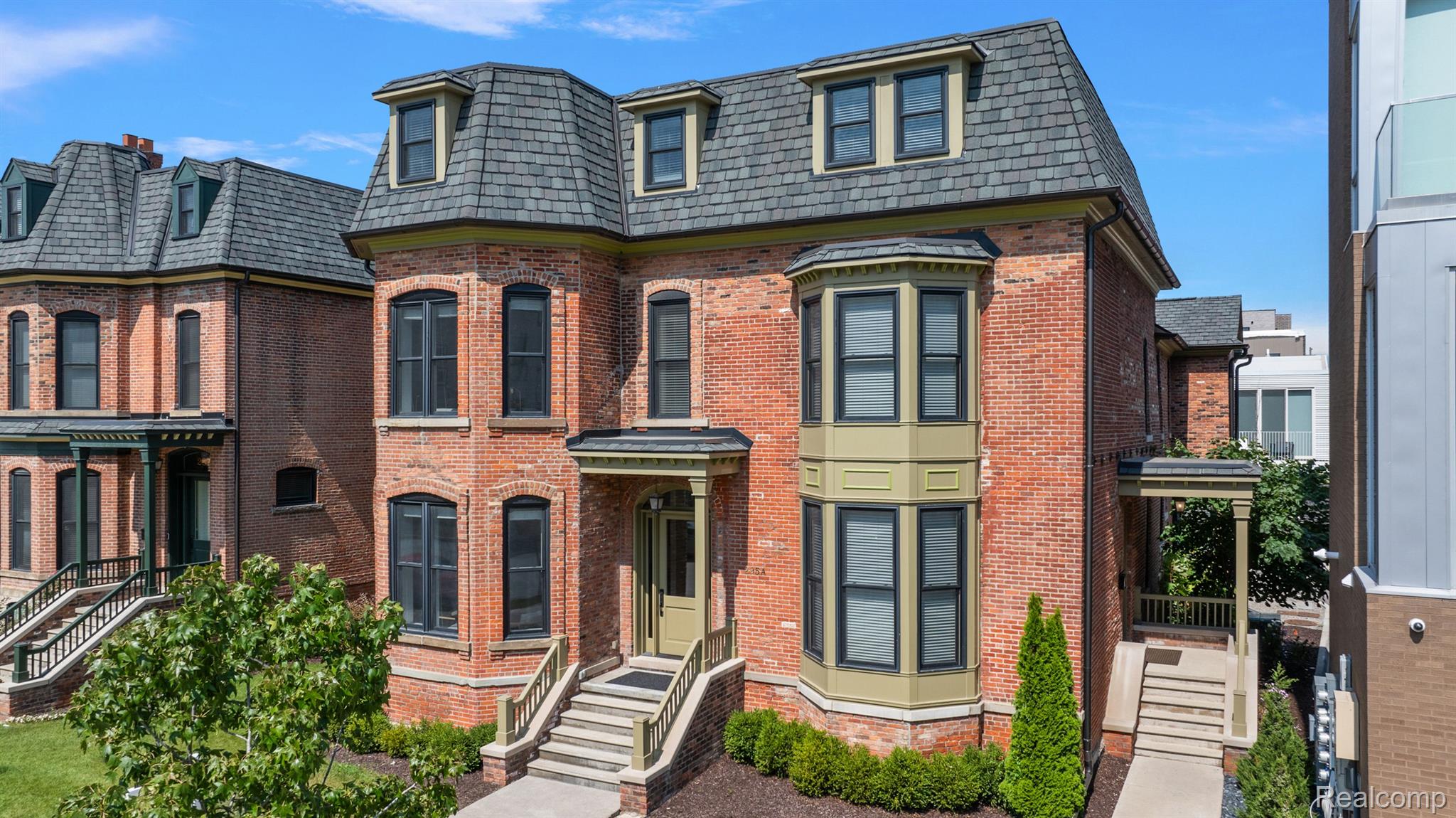 295 Alfred Street A