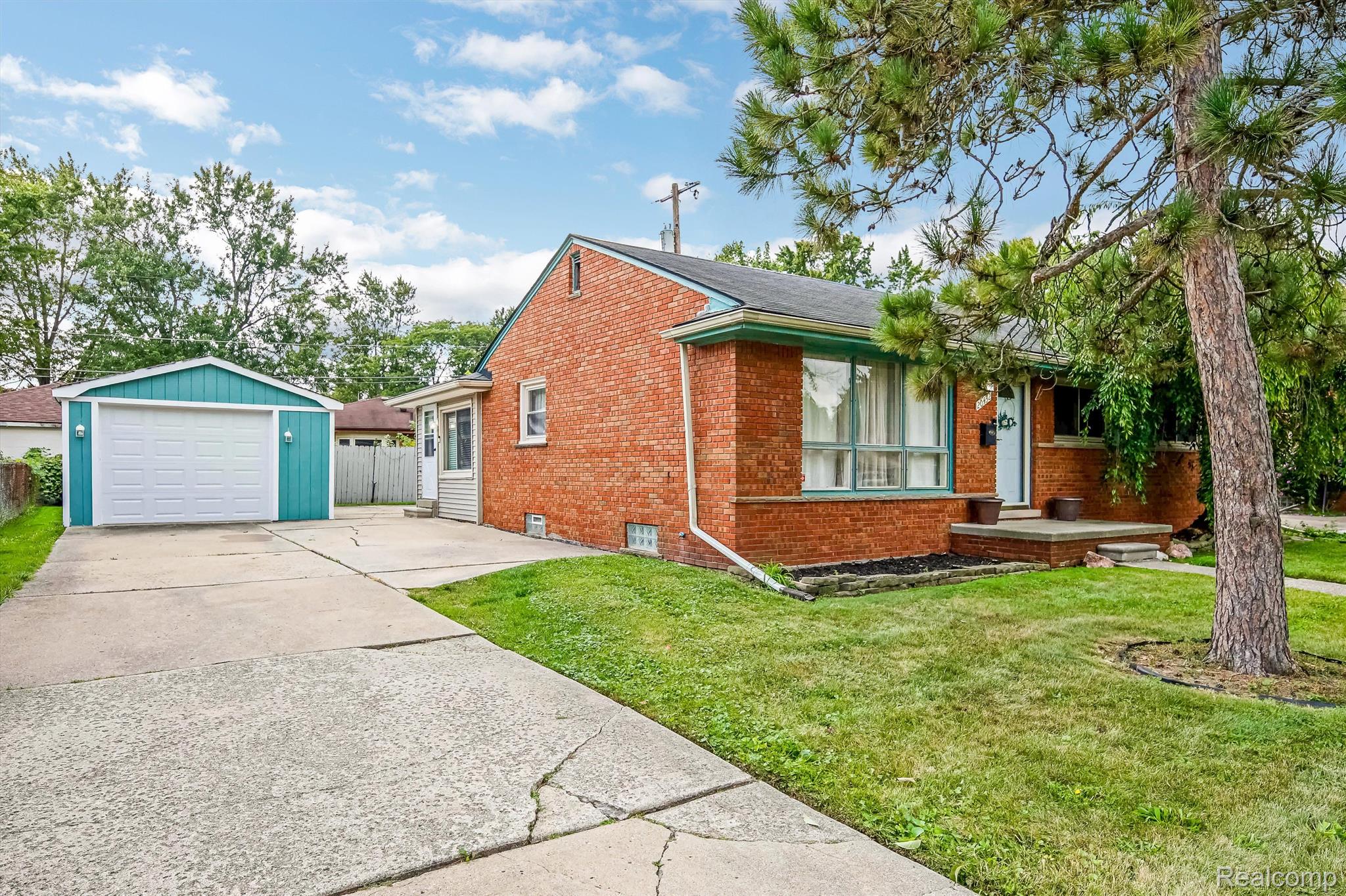 20432 HUNT CLUB Drive