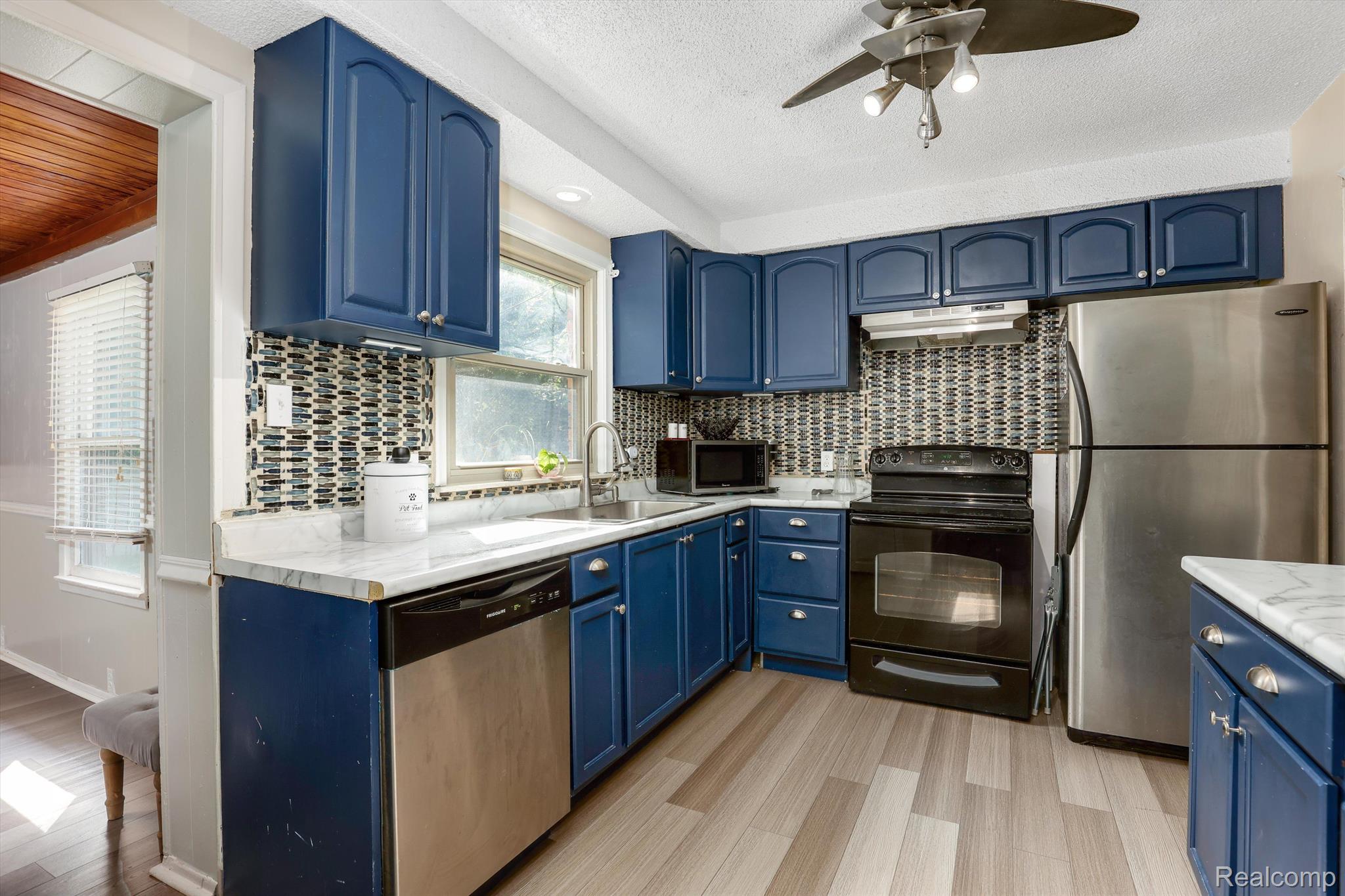 20432 HUNT CLUB Drive