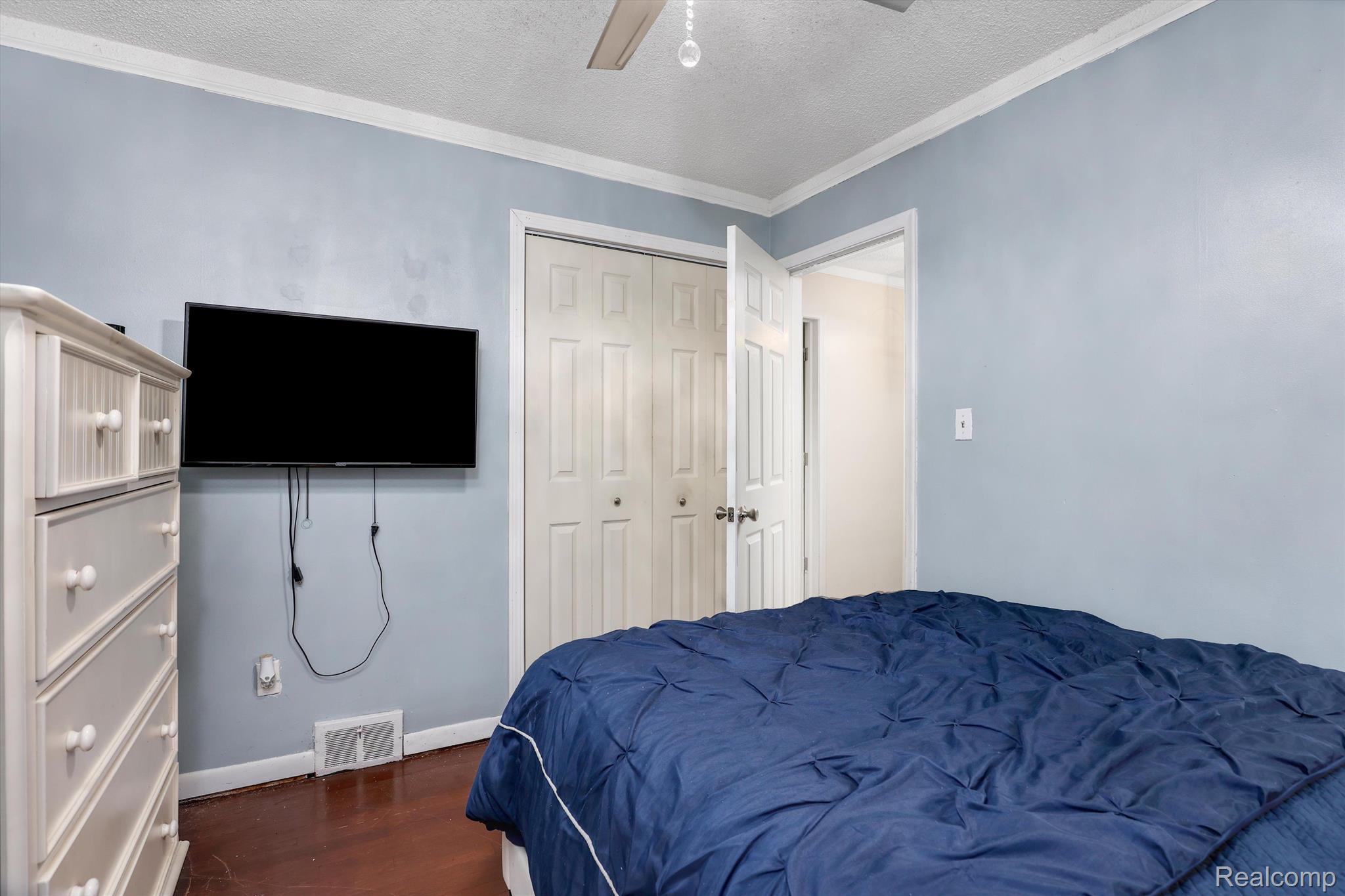 20432 HUNT CLUB Drive