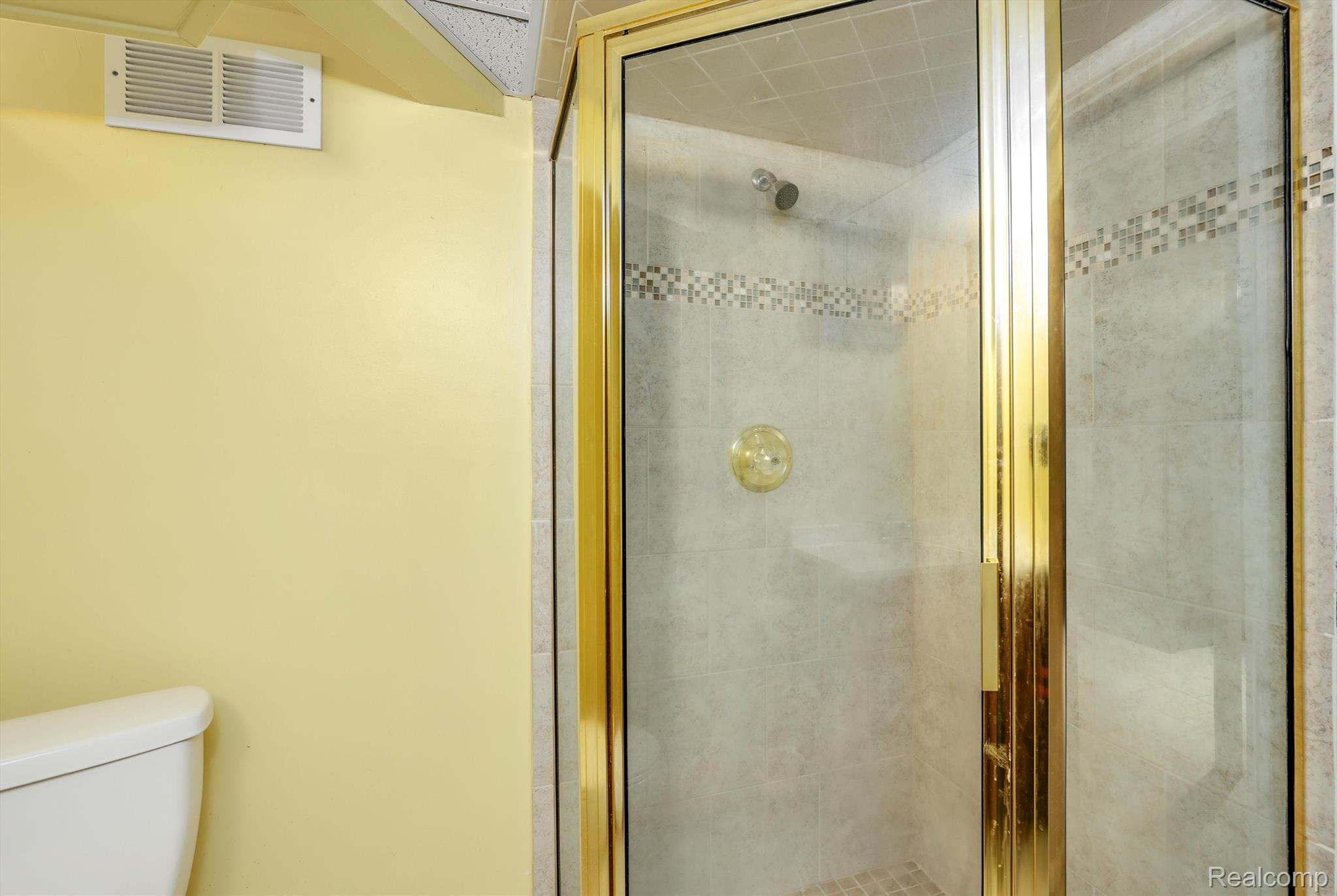 20432 HUNT CLUB Drive