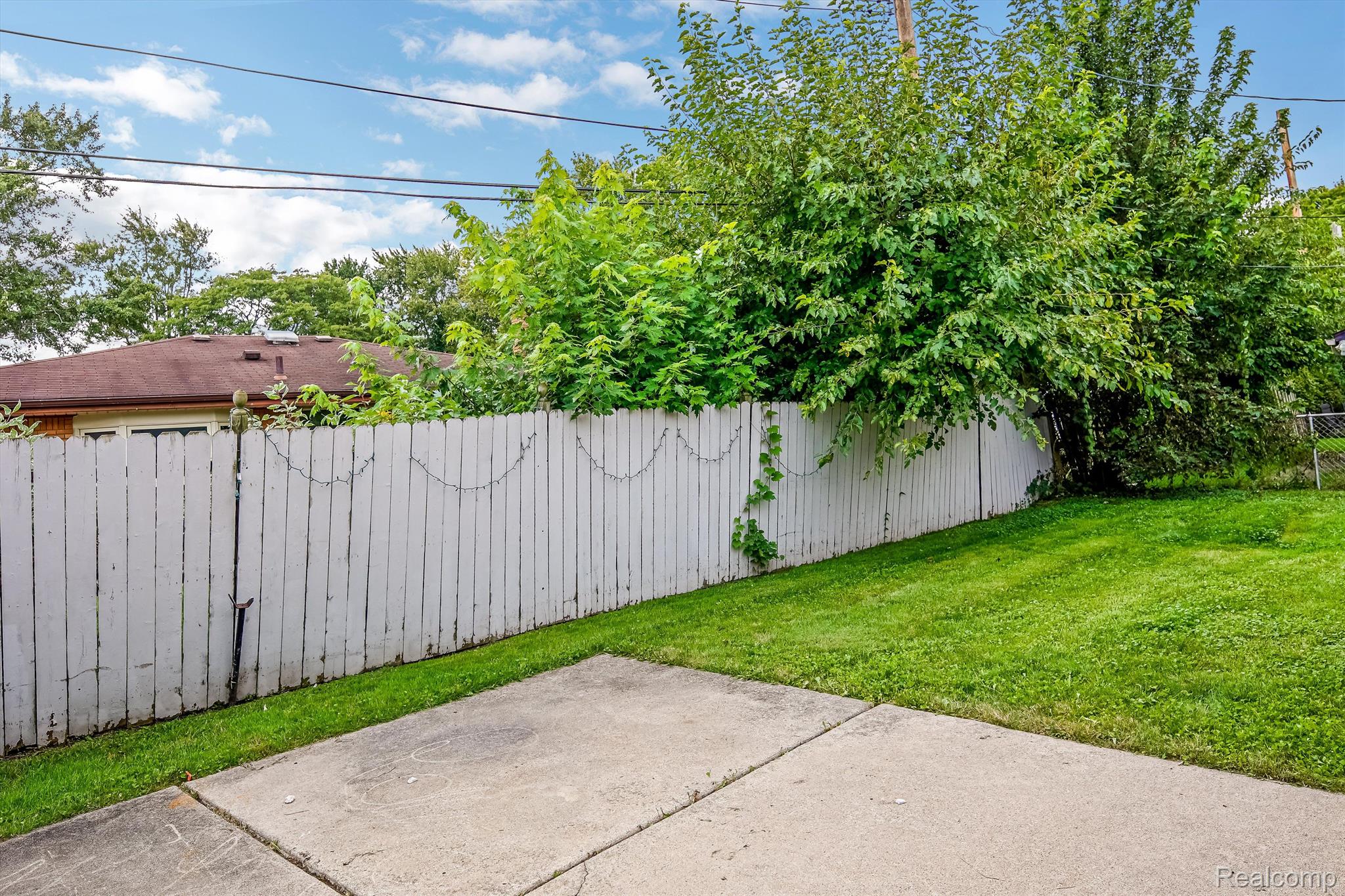 20432 HUNT CLUB Drive