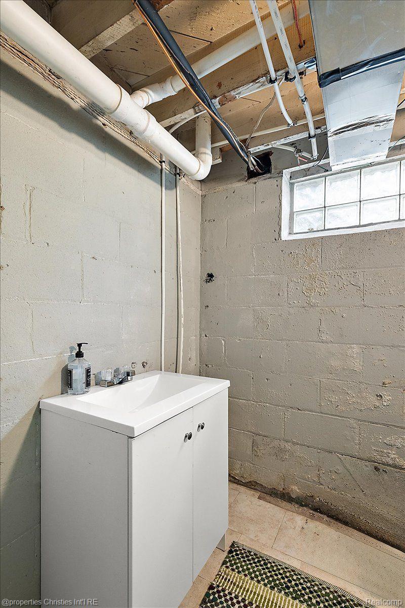 19939 LICHFIELD Road