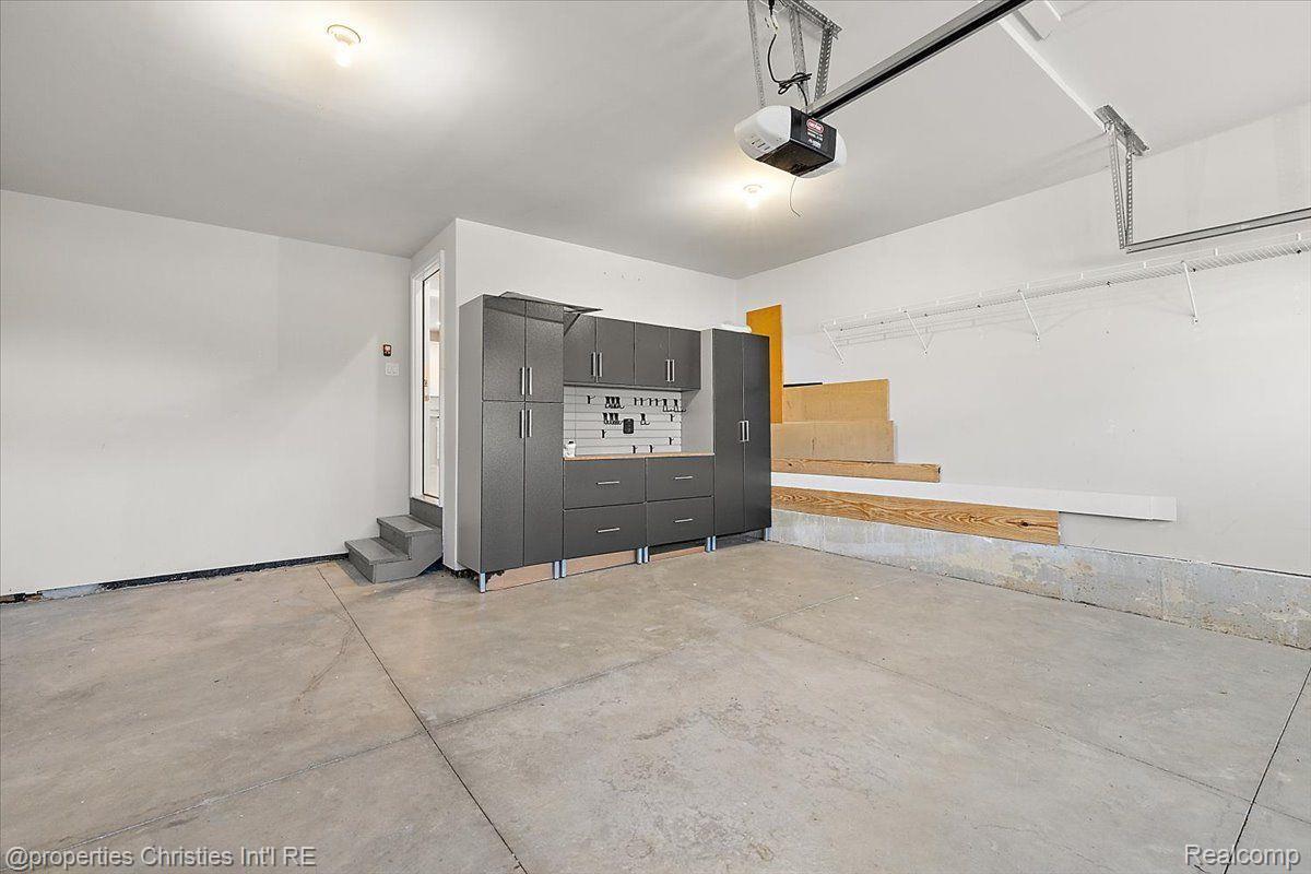 57887 STONELEIGH Drive