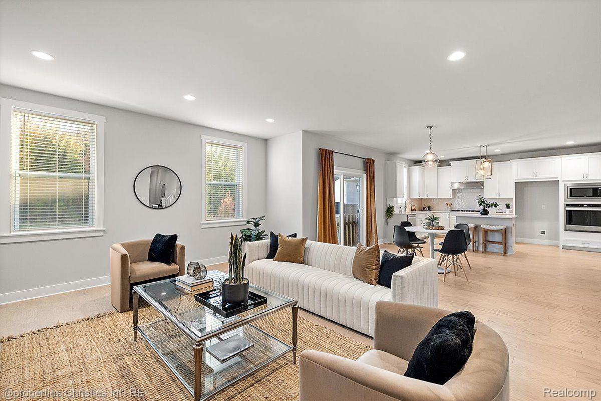 57887 STONELEIGH Drive