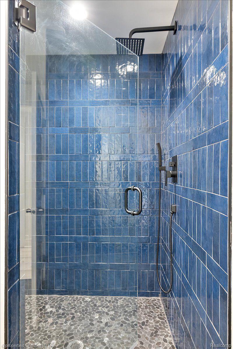 57887 STONELEIGH Drive