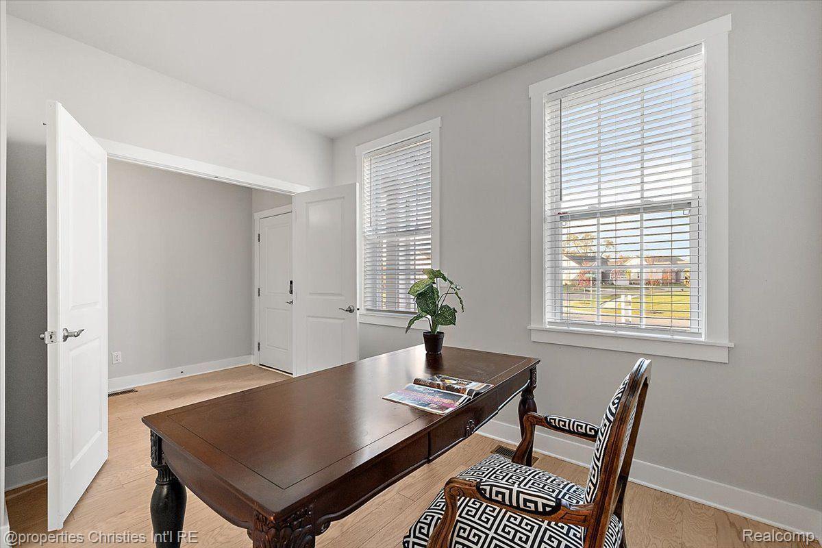 57887 STONELEIGH Drive