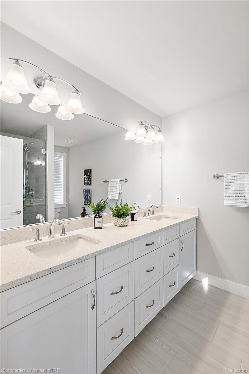 57887 STONELEIGH Drive