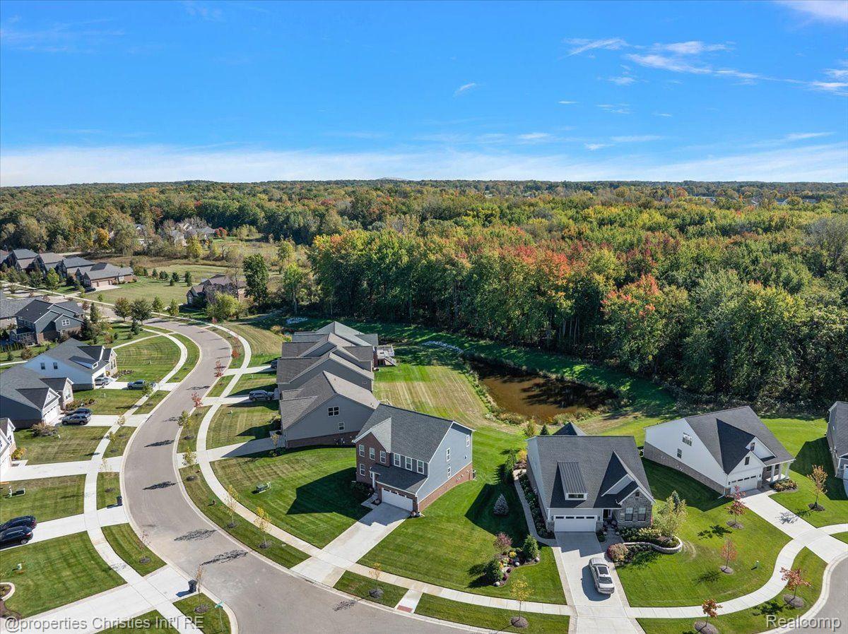 57887 STONELEIGH Drive