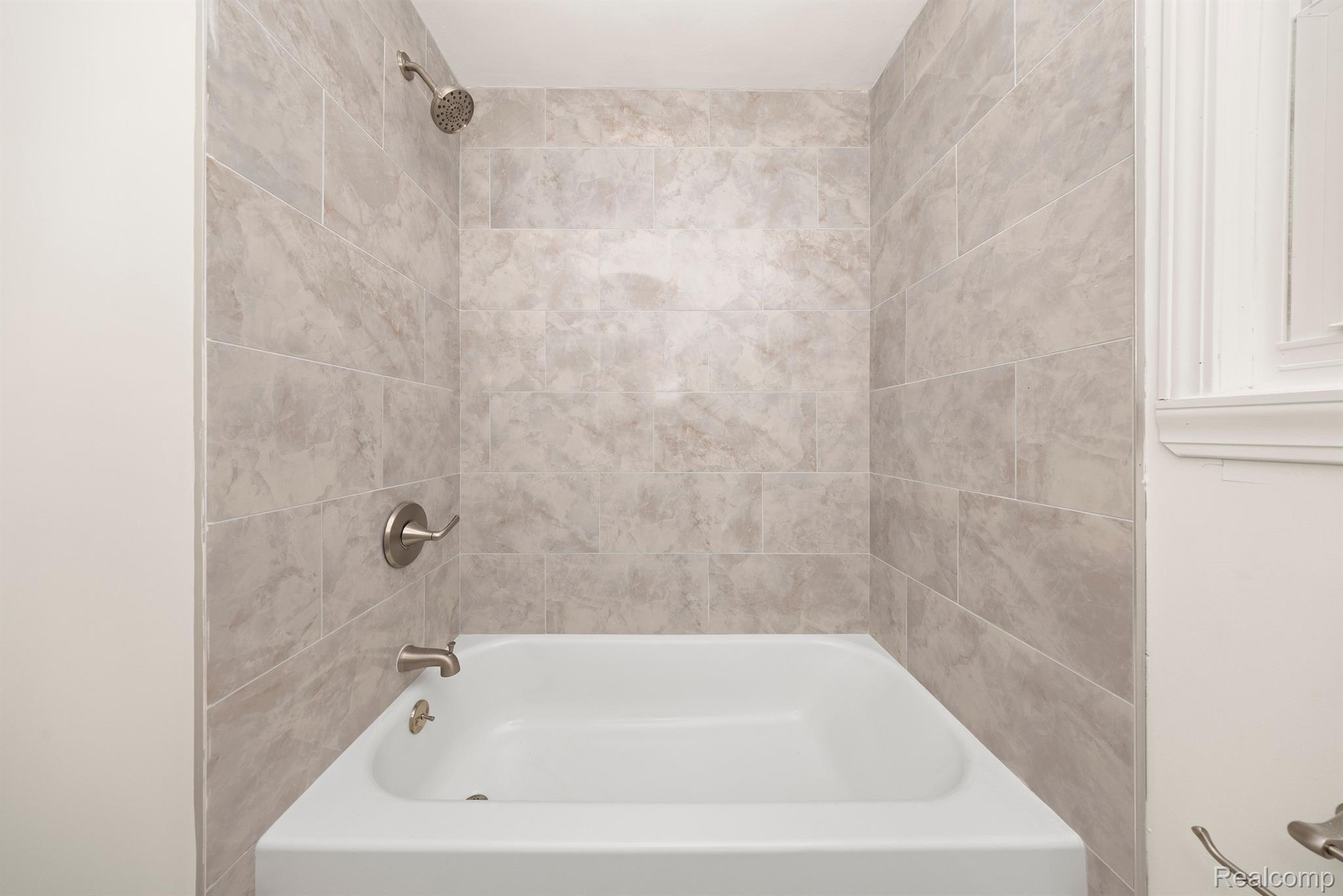 18291 FREELAND Street