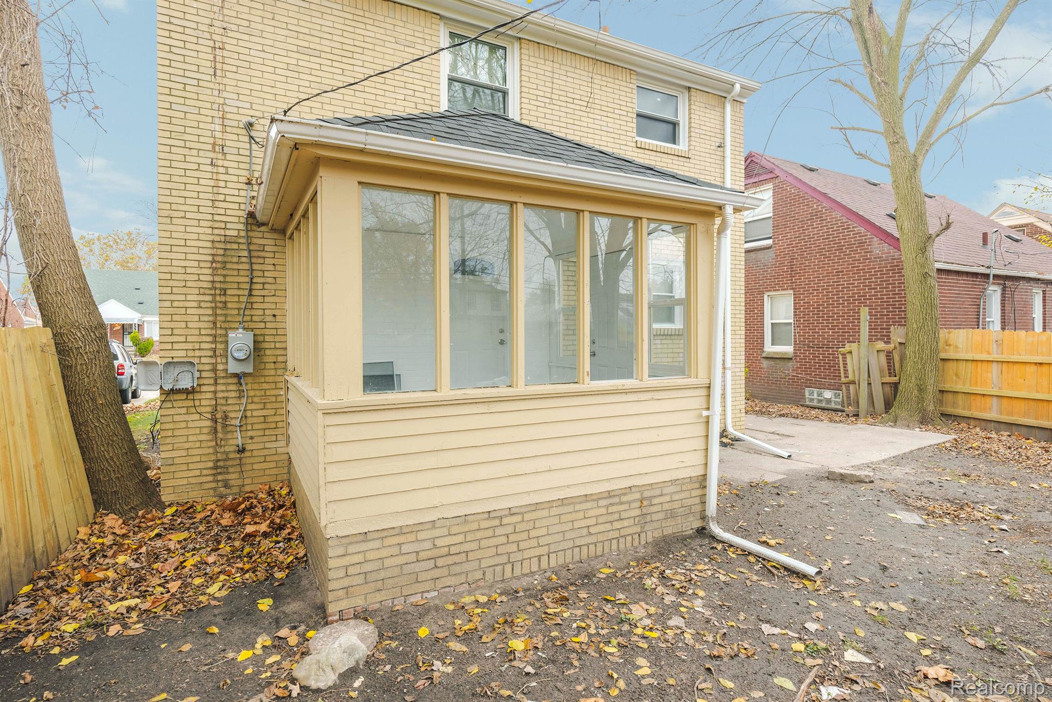 18291 FREELAND Street