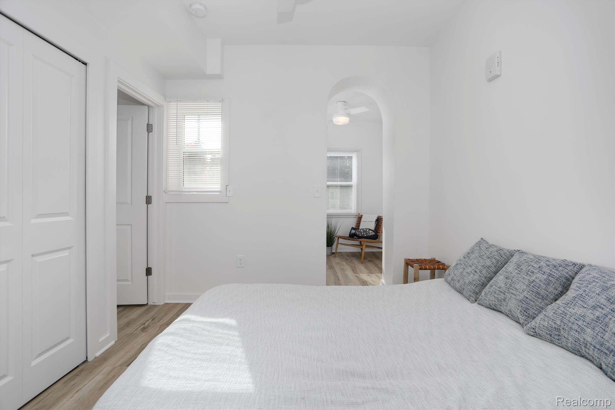 799 E Grand Boulevard 5