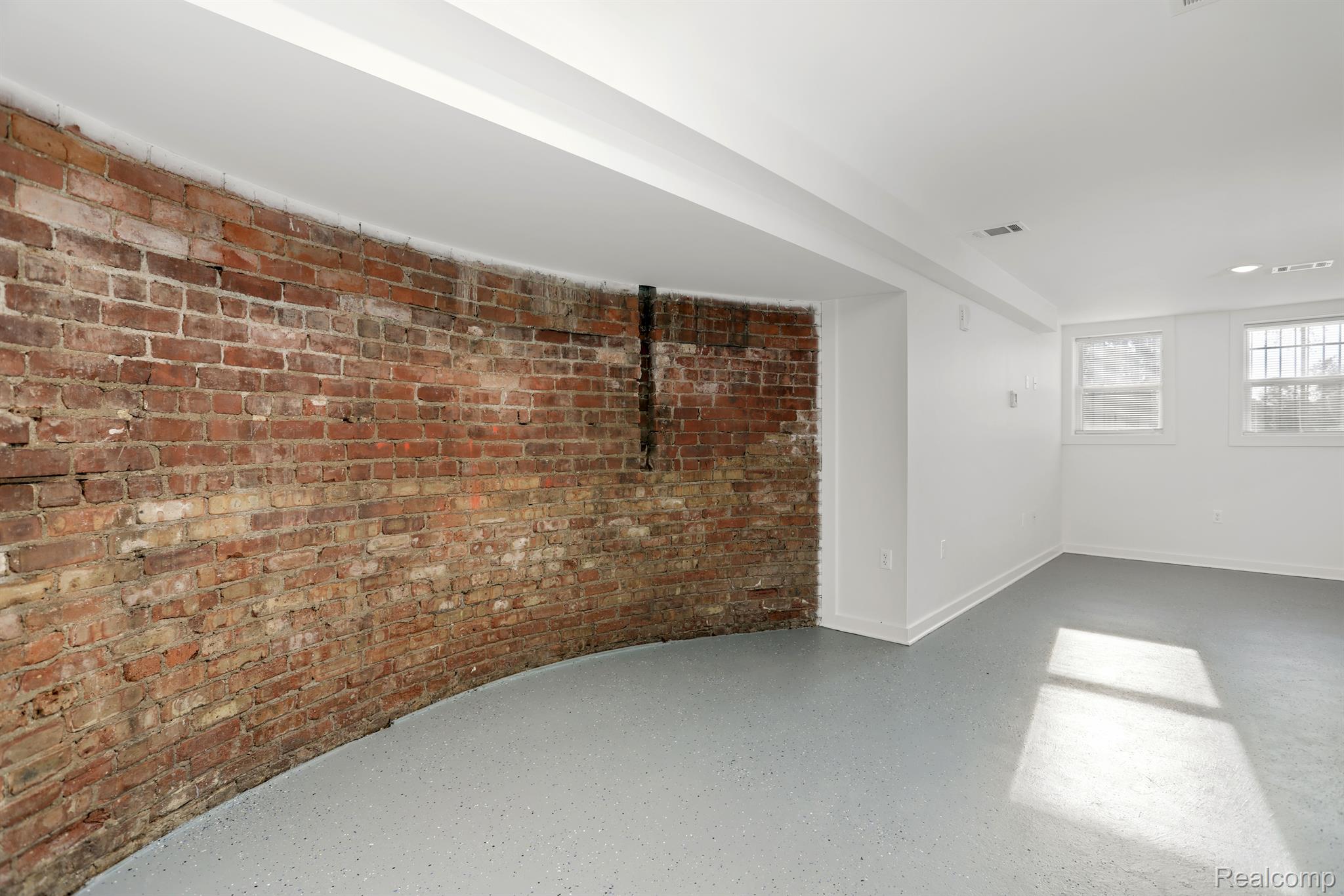 799 E Grand Boulevard 3