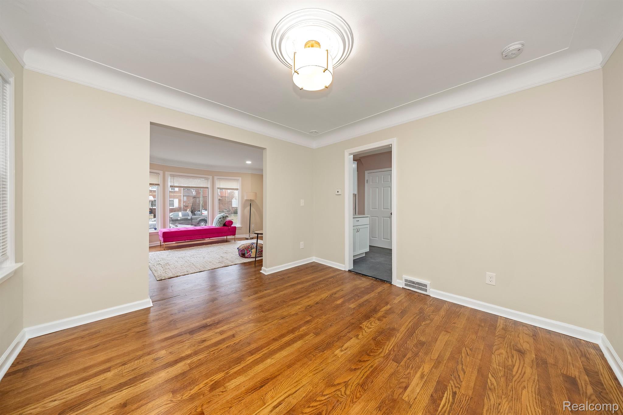 16555 MENDOTA Street