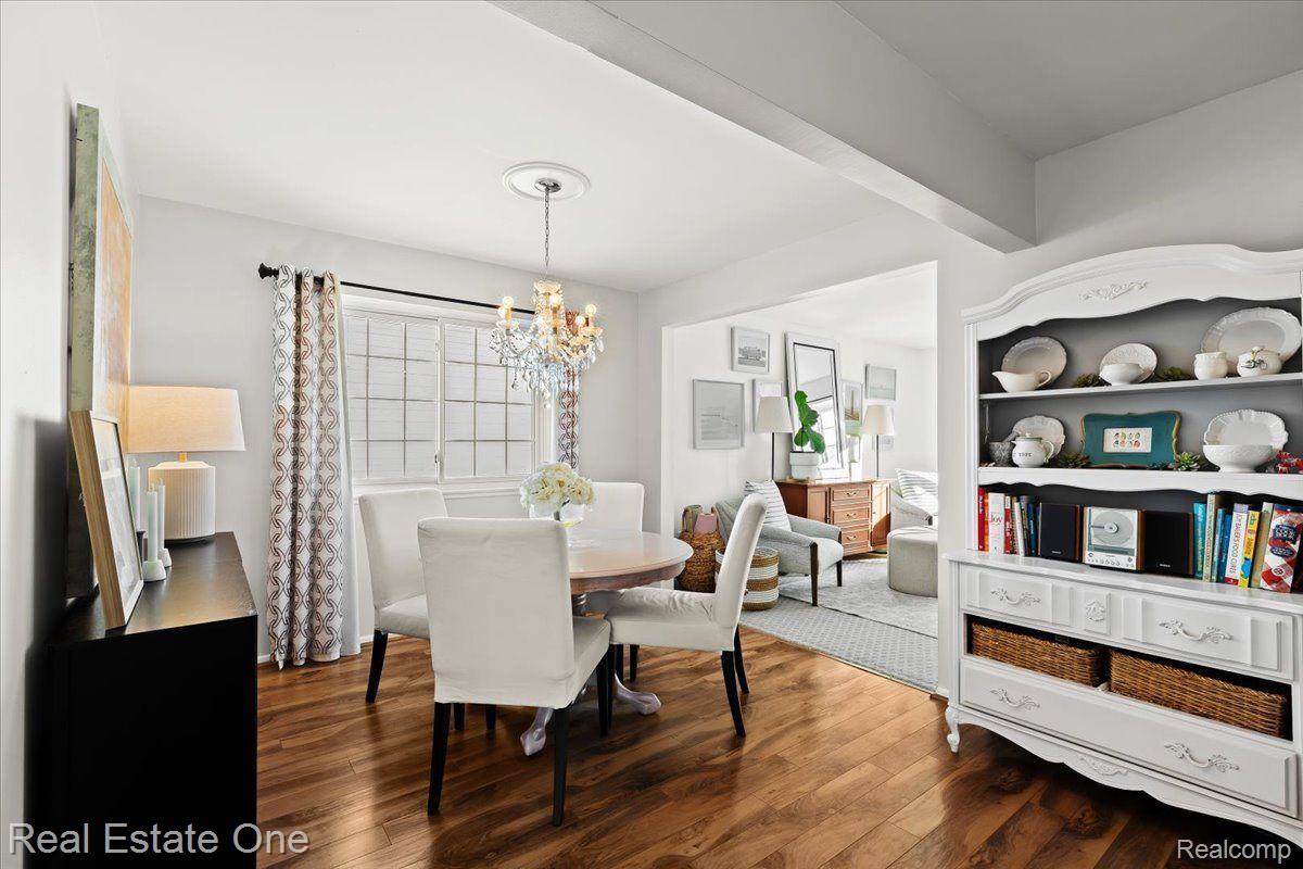 909 Alpine Court