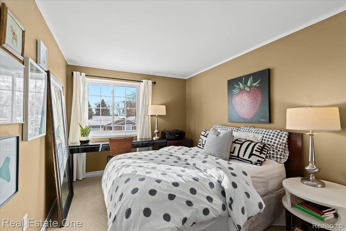 909 Alpine Court