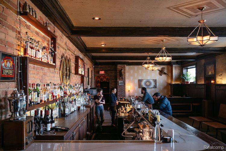 2843 E Grand Boulevard 8