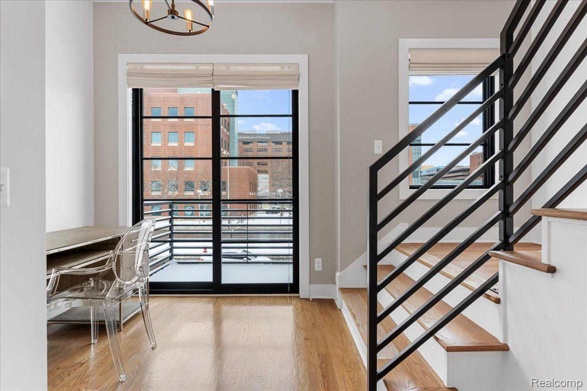 262 Mack Avenue 9