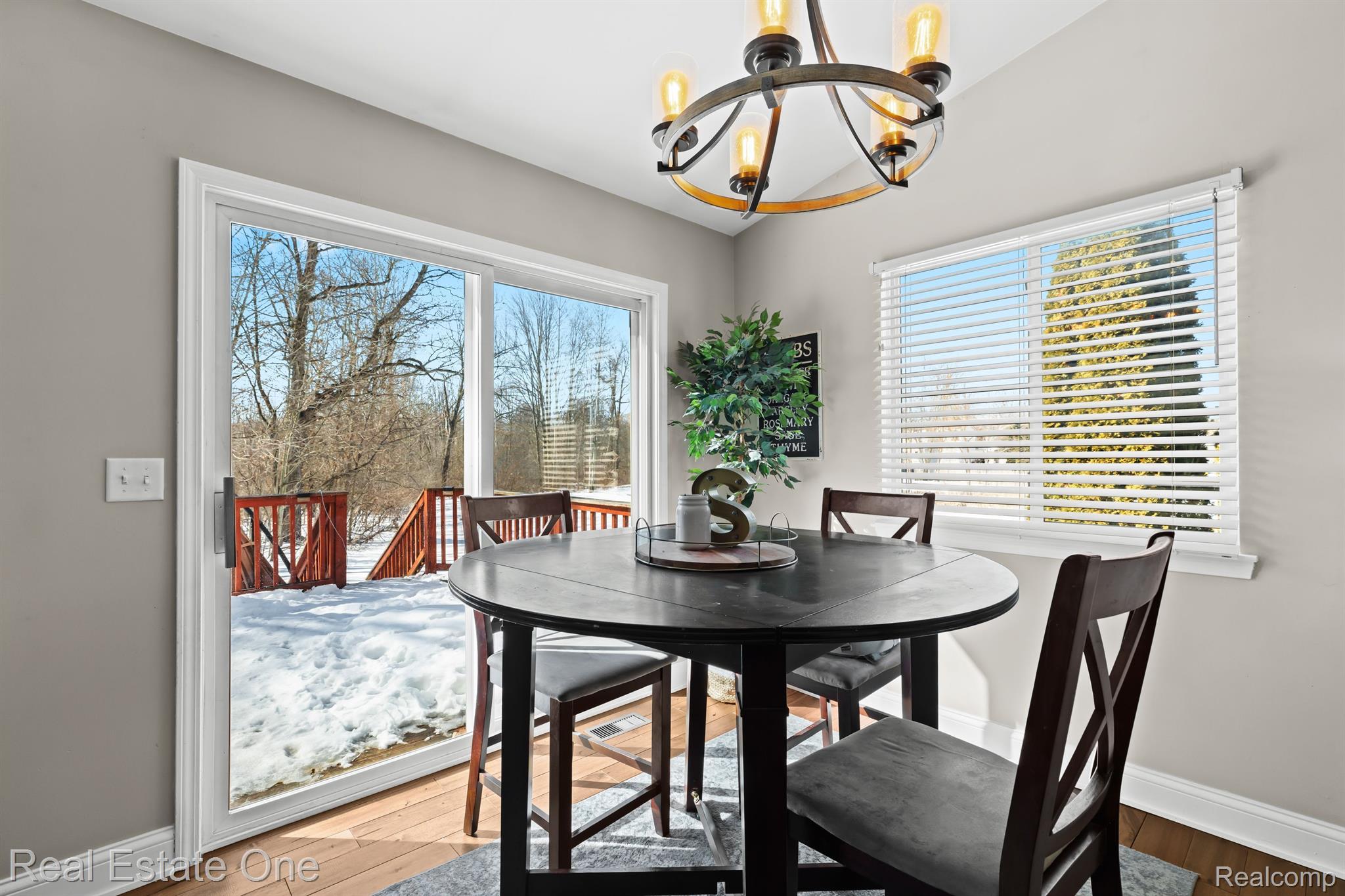 6581 WEDGEWOOD Court