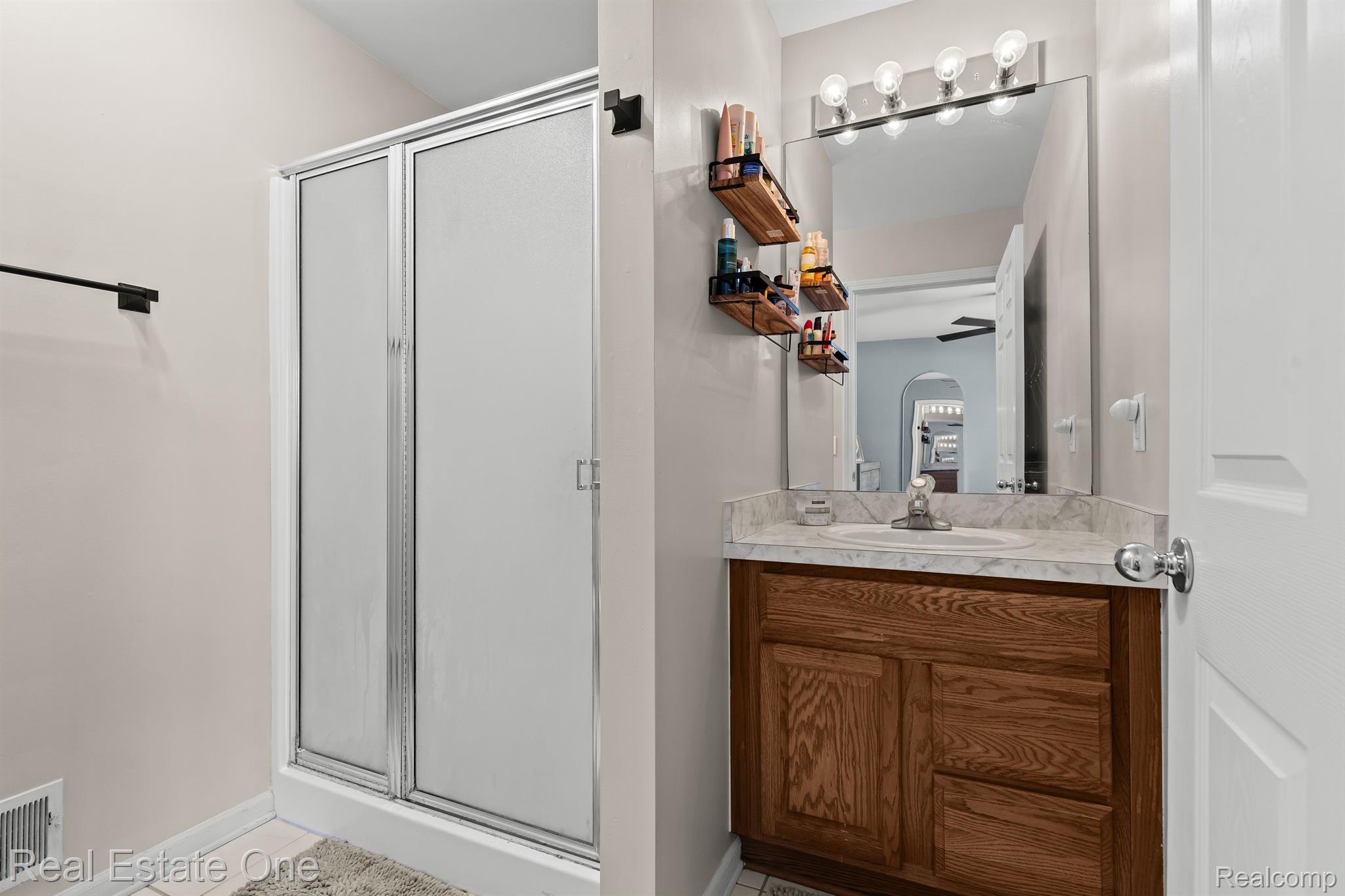 6581 WEDGEWOOD Court