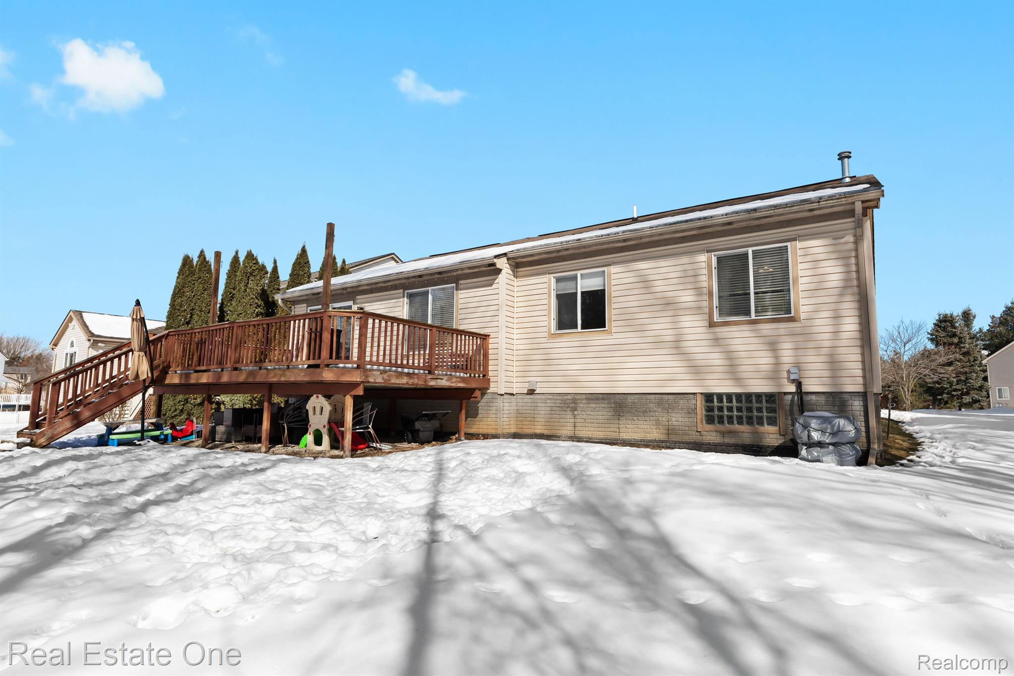 6581 WEDGEWOOD Court