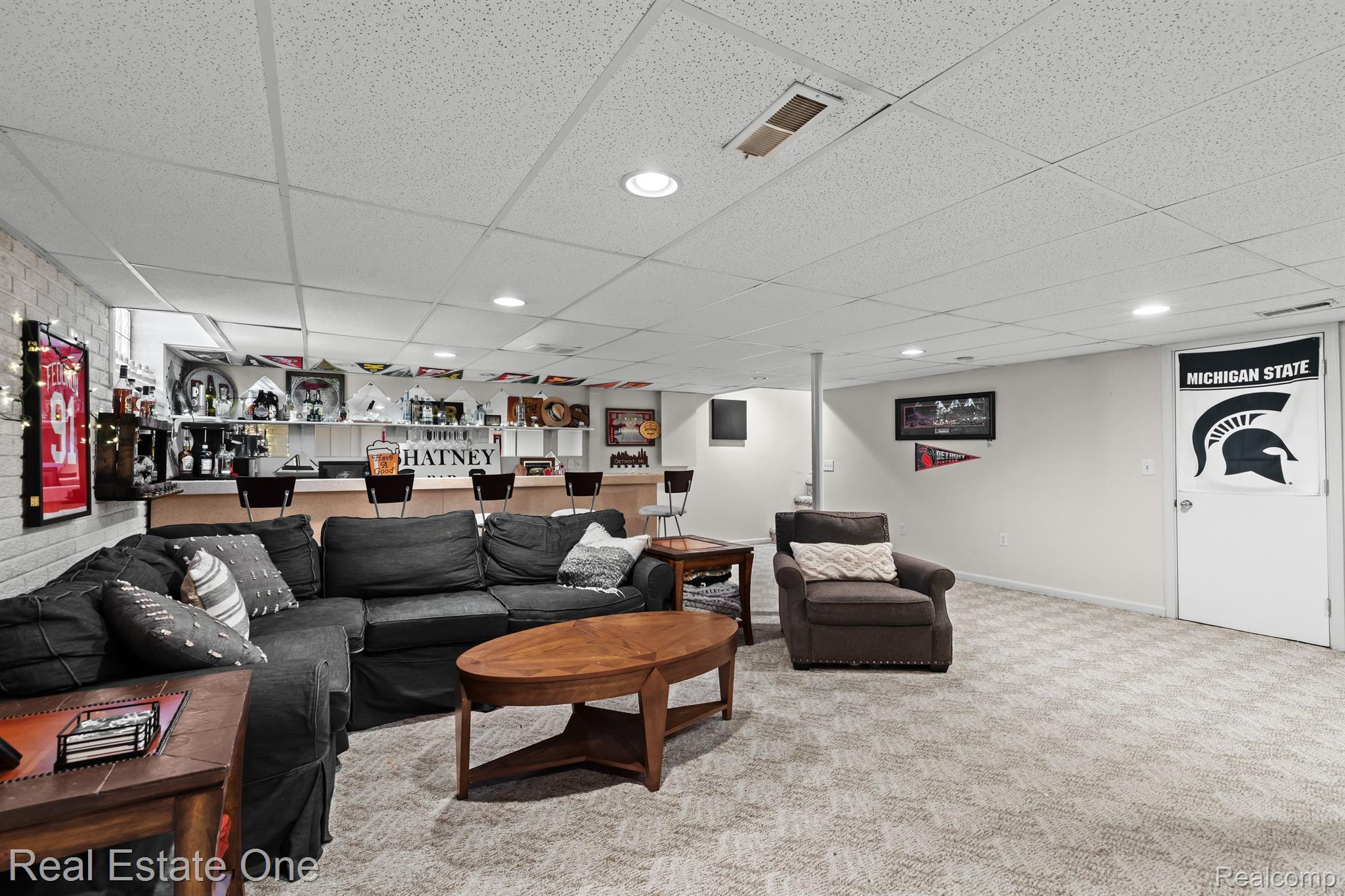 6581 WEDGEWOOD Court