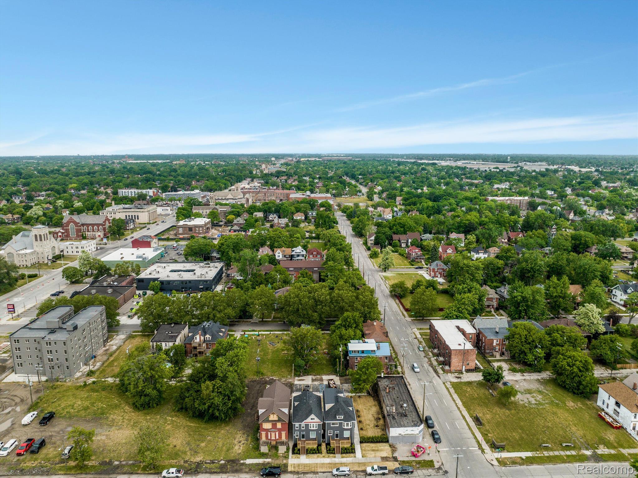 95 E Euclid Street 201