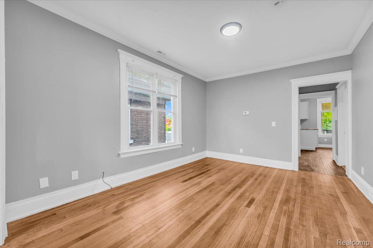 243 Marston Street 2W