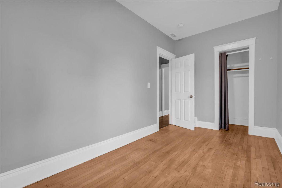 243 Marston Street 2W