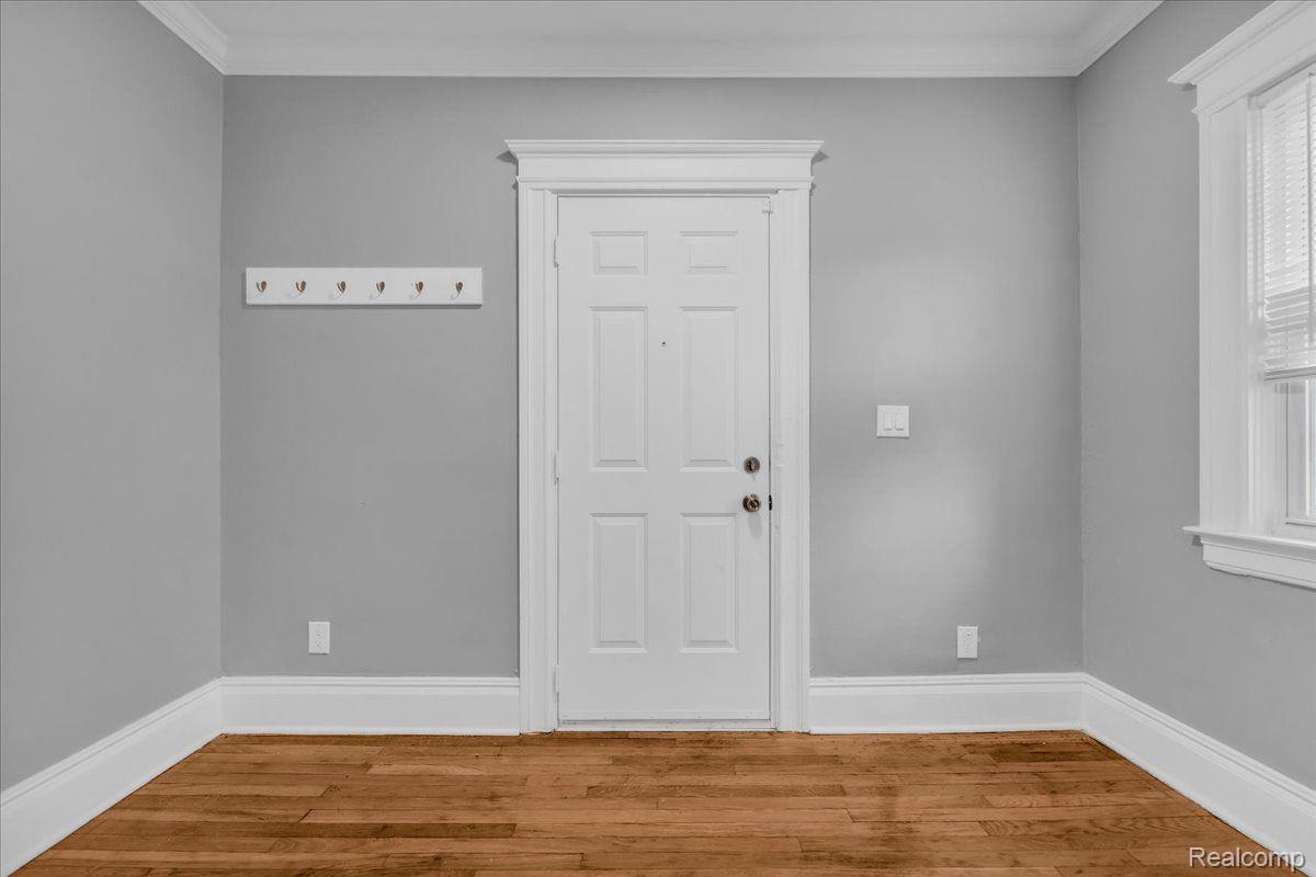 243 Marston Street 2W