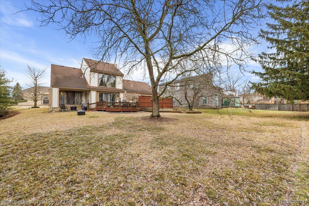 8241 LAKE PINE Drive
