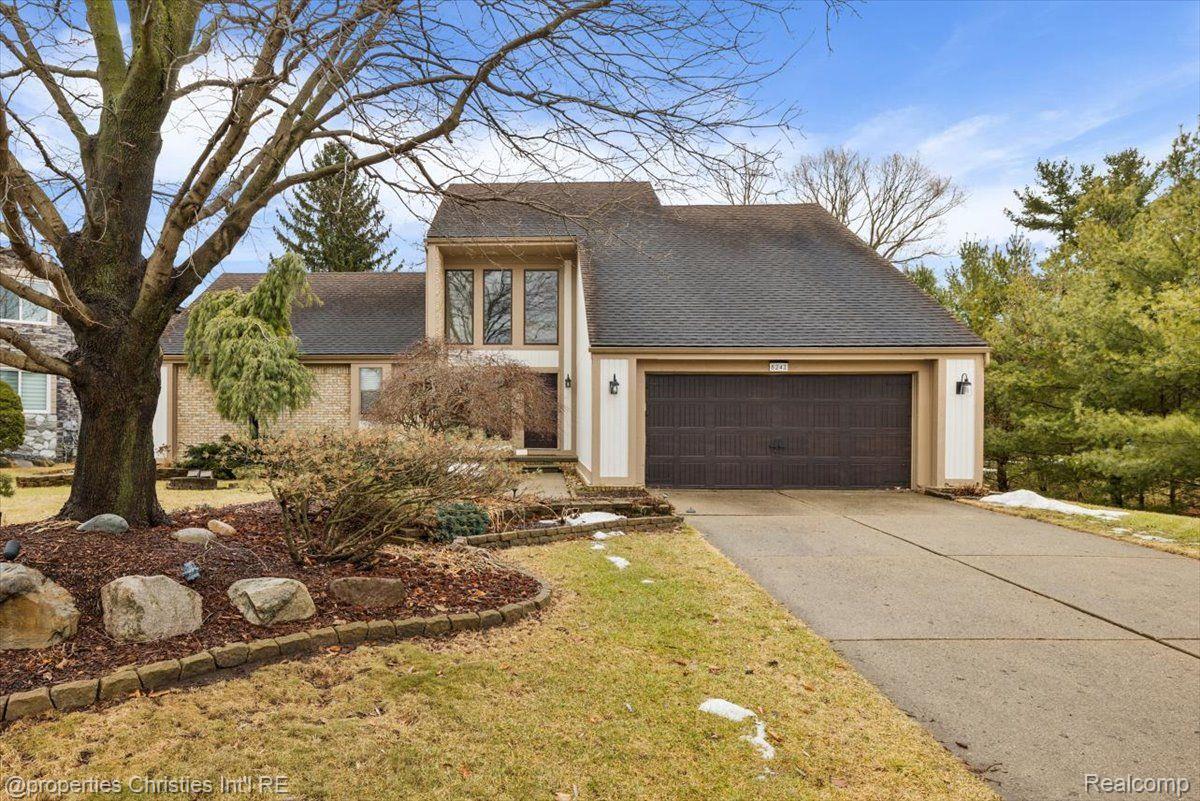 8241 LAKE PINE Drive