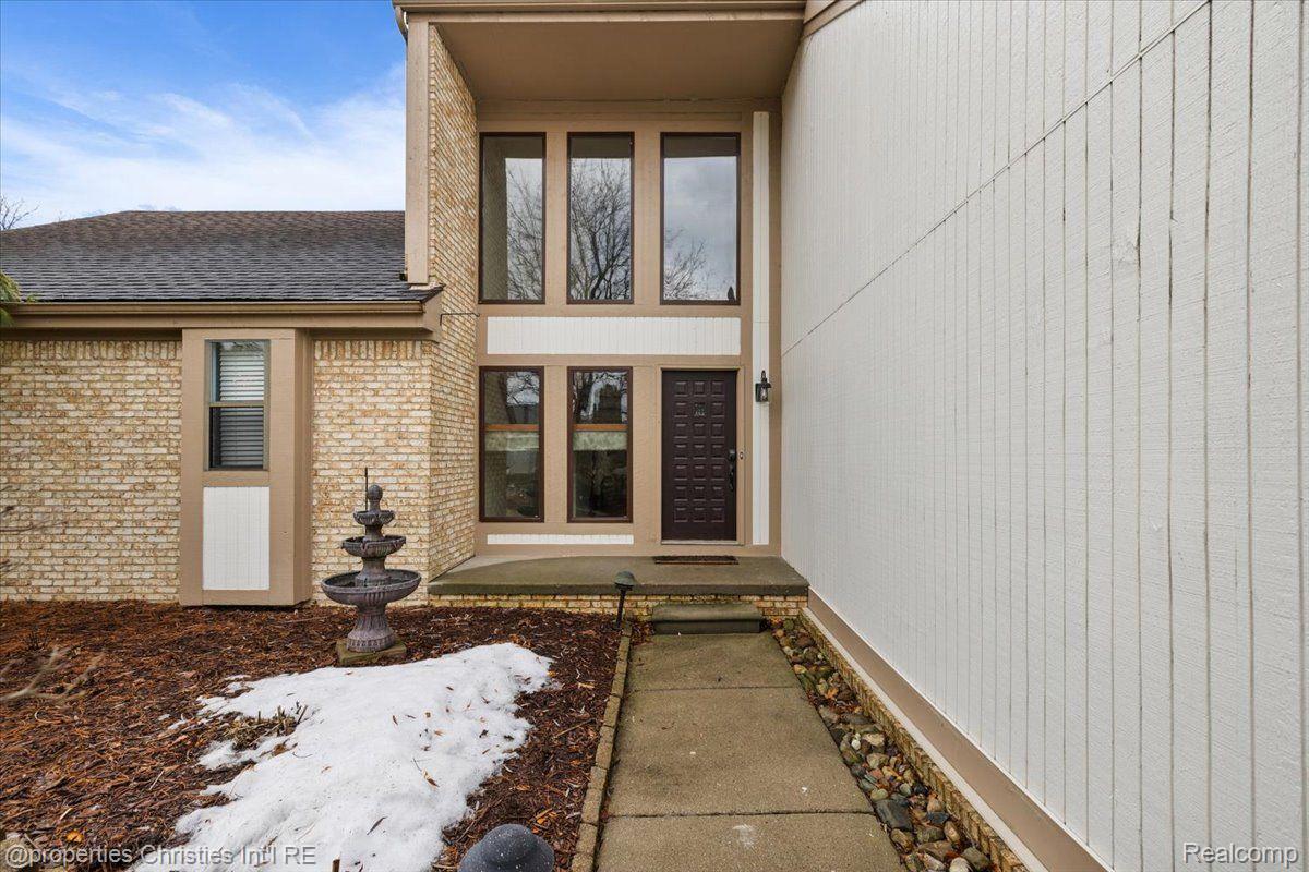 8241 LAKE PINE Drive