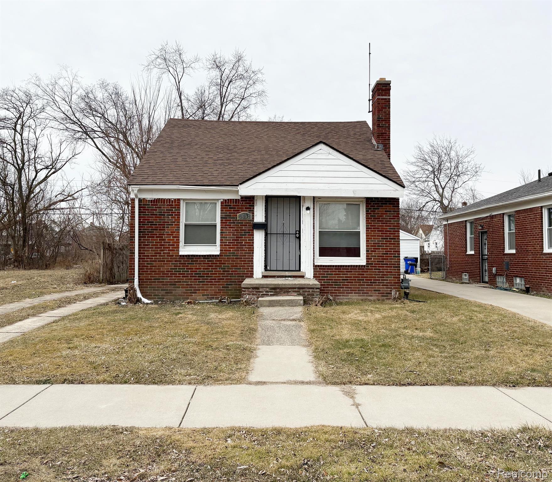 3693 SOMERSET Avenue