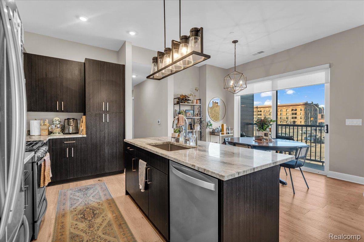 438 Selden Street 202