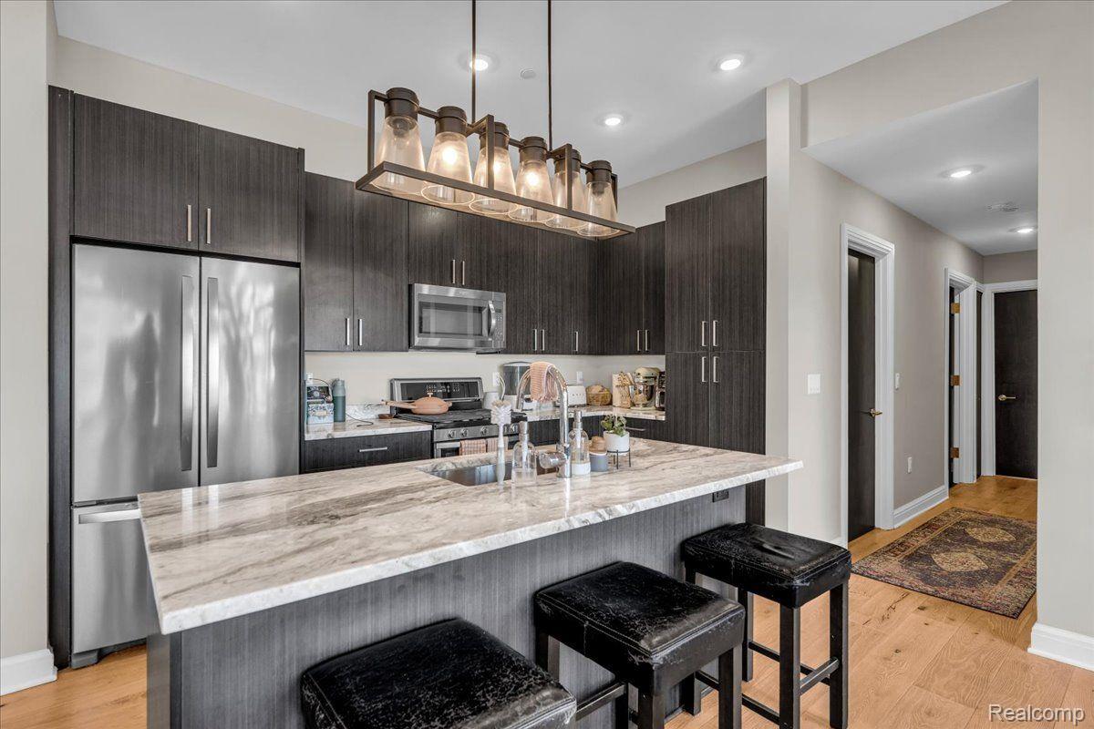 438 Selden Street 202