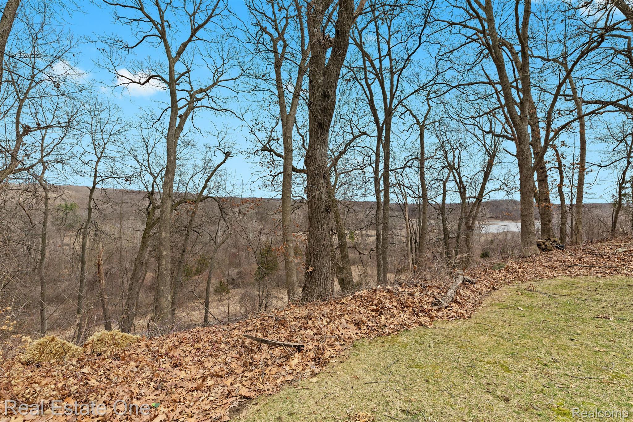 2643 BAY VISTA Drive