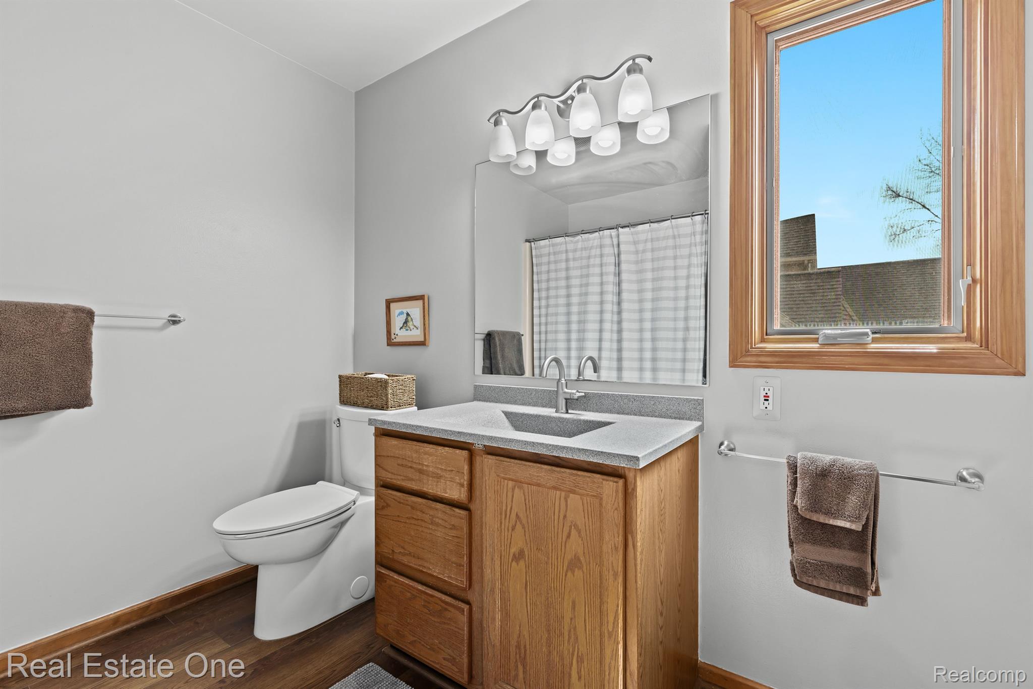 2643 BAY VISTA Drive