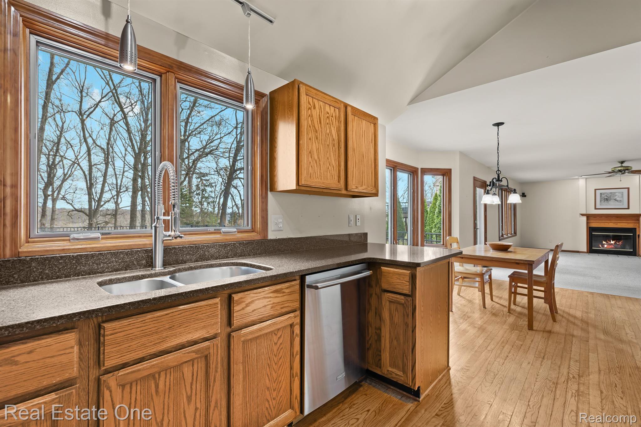 2643 BAY VISTA Drive