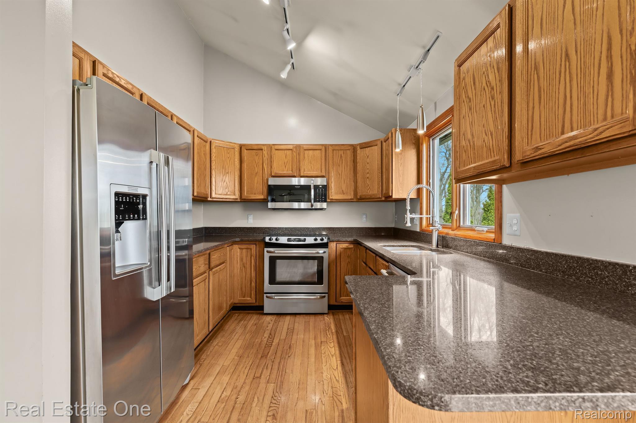 2643 BAY VISTA Drive